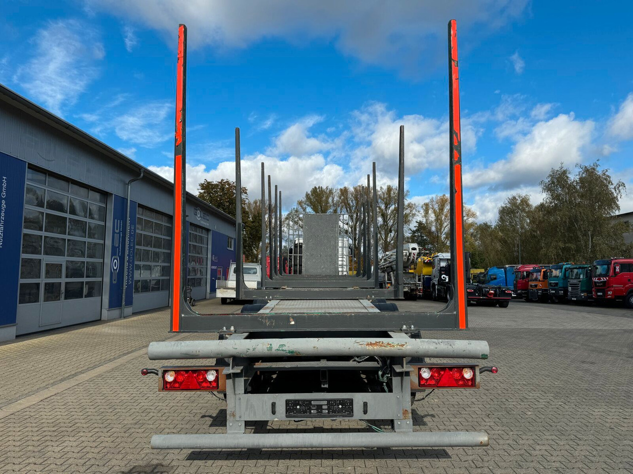 BLUMHARDT SAL.40.24 Holztransporter 3 Achse - Logging semi-trailer: picture 4 BLUMHARDT SAL.40.24 Holztransporter 3 Achse - Logging semi-trailer: picture 4