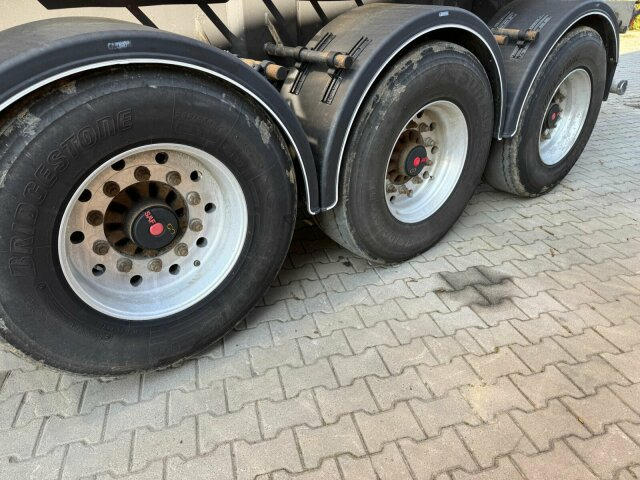 Carnehl CHKS/HH Kipperauflieger THERMO - Tipper semi-trailer: picture 5 Carnehl CHKS/HH Kipperauflieger THERMO - Tipper semi-trailer: picture 5