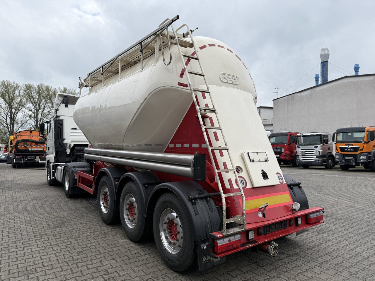 Feldbinder O.ME.P.S Silo Auflieger 39,3 Tonnen 3 Achs - Silo semi-trailer: picture 4 Feldbinder O.ME.P.S Silo Auflieger 39,3 Tonnen 3 Achs - Silo semi-trailer: picture 4