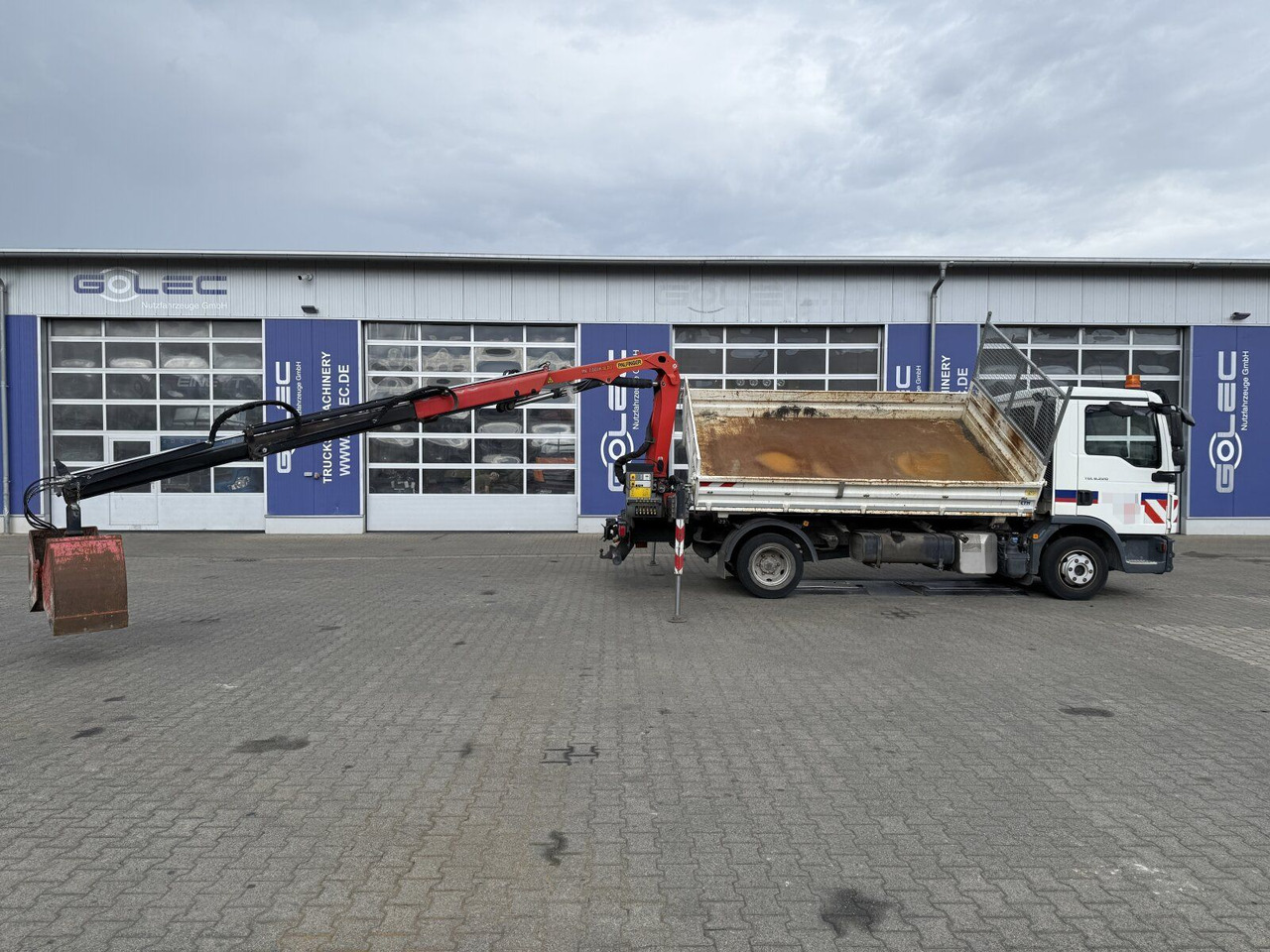 MAN TGL 8.220 4x2 Kipper Kran Palfinger 7.001-K A - Tipper van: picture 4 MAN TGL 8.220 4x2 Kipper Kran Palfinger 7.001-K A - Tipper van: picture 4