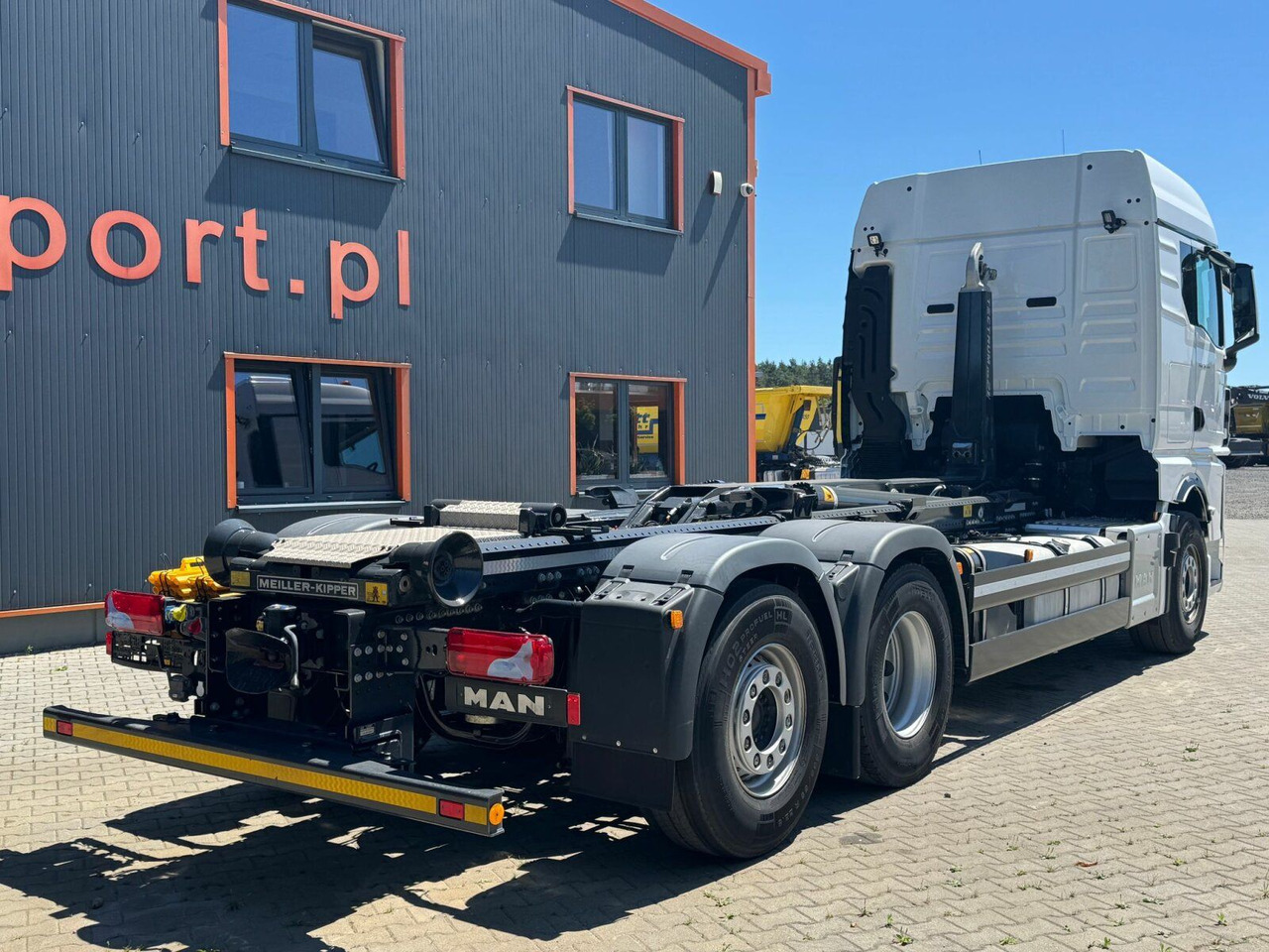MAN TGX 26.520 6x2 Abrollkipper MEILLER RS 21.70 - Hook lift truck: picture 5 MAN TGX 26.520 6x2 Abrollkipper MEILLER RS 21.70 - Hook lift truck: picture 5