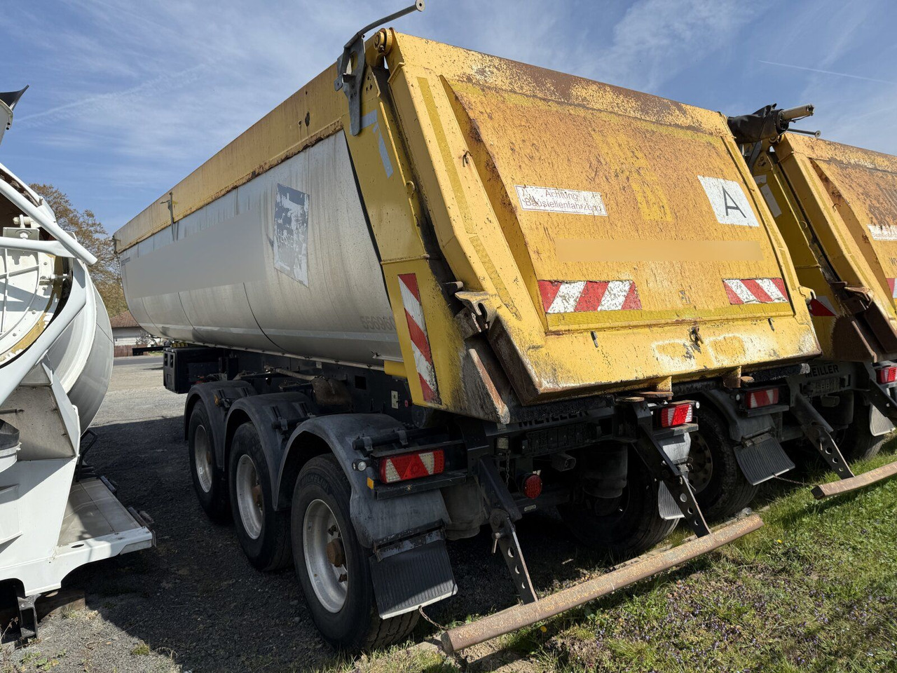 Meiller F.X. KISA3 Thermo Kippauflieger 3 Achse - Tipper semi-trailer: picture 2 Meiller F.X. KISA3 Thermo Kippauflieger 3 Achse - Tipper semi-trailer: picture 2