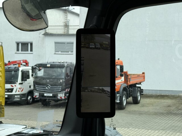 Mercedes-Benz ACTROS 2543 6x2 Wechselaufbau BDF AHK 2 Betten - Container transporter/ Swap body truck: picture 5 Mercedes-Benz ACTROS 2543 6x2 Wechselaufbau BDF AHK 2 Betten - Container transporter/ Swap body truck: picture 5