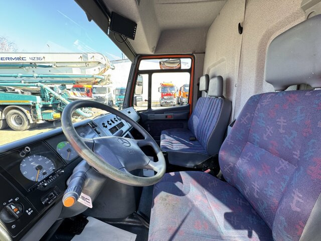 Vacuum truck Mercedes-Benz Vario 614D TV Inspektionsanl RCA RAUSCH ELKA 600: picture 12 Vacuum truck Mercedes-Benz Vario 614D TV Inspektionsanl RCA RAUSCH ELKA 600: picture 12