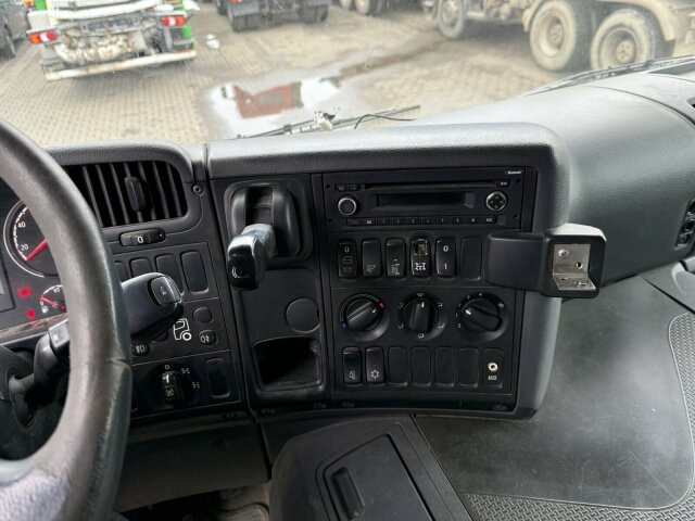 Scania P 450 6x4 Dreiseitenkipper Carnehl - Tipper: picture 3 Scania P 450 6x4 Dreiseitenkipper Carnehl - Tipper: picture 3