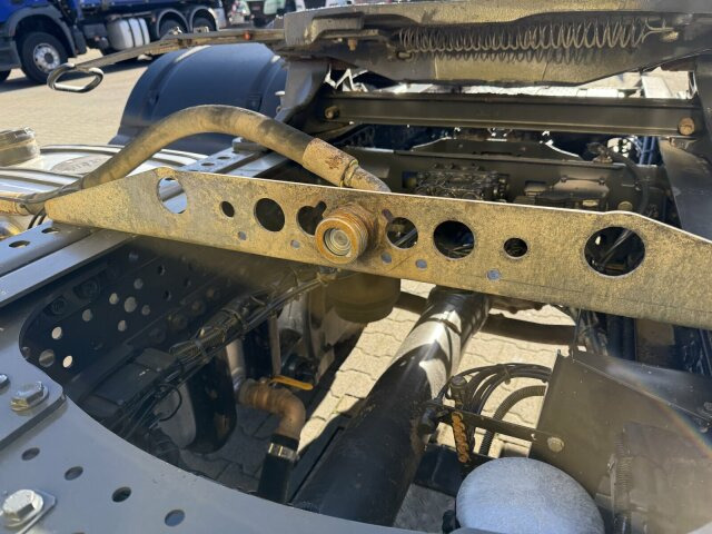 Tractor unit Mercedes-Benz ACTROS 1846 4x4 HAD Eur 6 Kipphydraulik Retarder: picture 7 Tractor unit Mercedes-Benz ACTROS 1846 4x4 HAD Eur 6 Kipphydraulik Retarder: picture 7