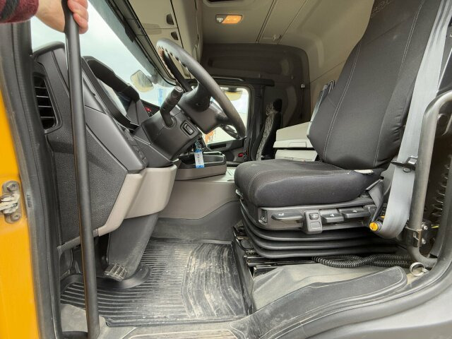 Tractor unit Scania G450 XT 4x4 Euro 6 SZM Kipphydraulik Blatt/ Luft: picture 13