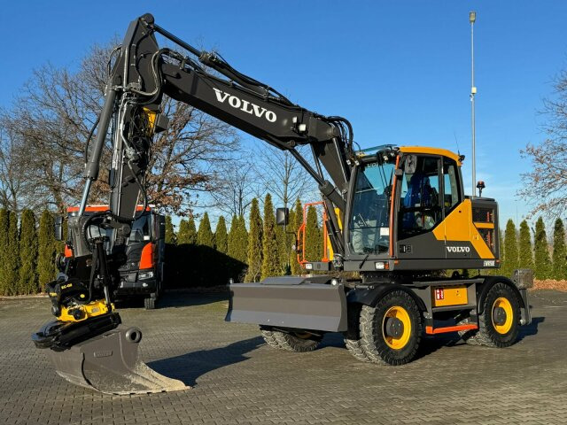 Volvo EWR150E Mobilbagger mit ROTATOR ENCONG EC319 - Wheel excavator: picture 1 Volvo EWR150E Mobilbagger mit ROTATOR ENCONG EC319 - Wheel excavator: picture 1