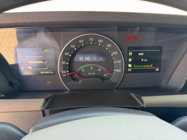 Volvo FH 540 6x2 Abrollkipper MEILLER RK 26.67 - Hook lift truck: picture 3 Volvo FH 540 6x2 Abrollkipper MEILLER RK 26.67 - Hook lift truck: picture 3