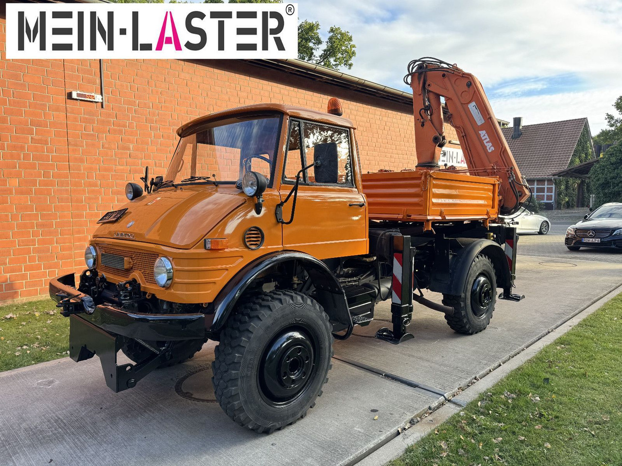 Unimog U 1100 Atlas AK 3006 nur 14.215 km-1. Hand - Crane truck, Dropside/ Flatbed truck: picture 2 Unimog U 1100 Atlas AK 3006 nur 14.215 km-1. Hand - Crane truck, Dropside/ Flatbed truck: picture 2