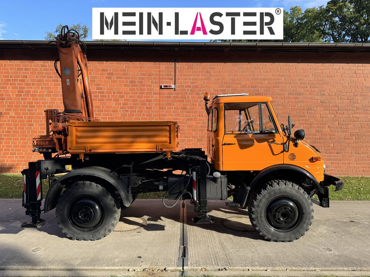 Unimog U 1100 Atlas AK 3006 nur 14.215 km-1. Hand - Crane truck, Dropside/ Flatbed truck: picture 3 Unimog U 1100 Atlas AK 3006 nur 14.215 km-1. Hand - Crane truck, Dropside/ Flatbed truck: picture 3