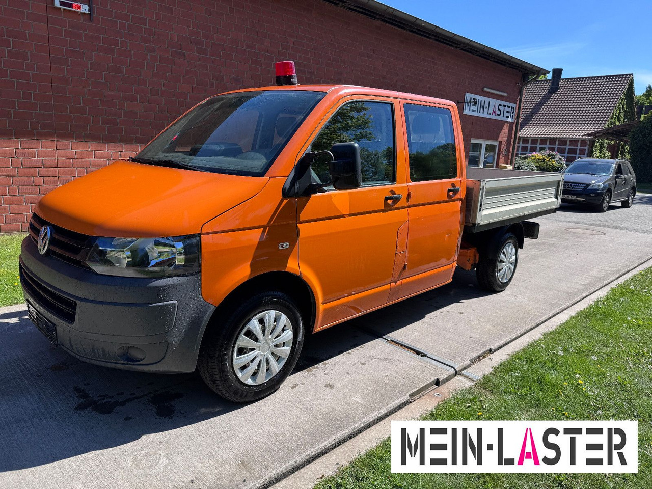 Volkswagen T5 2.0 TDI Doka Pritsche 6 Sitzer AHK - Open body delivery van, Combi van: picture 2 Volkswagen T5 2.0 TDI Doka Pritsche 6 Sitzer AHK - Open body delivery van, Combi van: picture 2