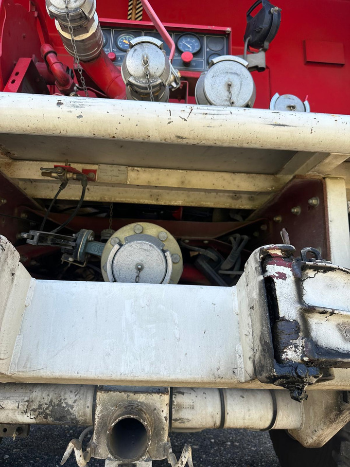 Fire truck RENAULT M180: picture 20