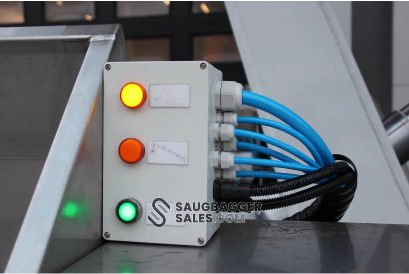 Vacuum truck Mercedes-Benz Arocs Amphitec Vortex 11000 Saugbagger: picture 13