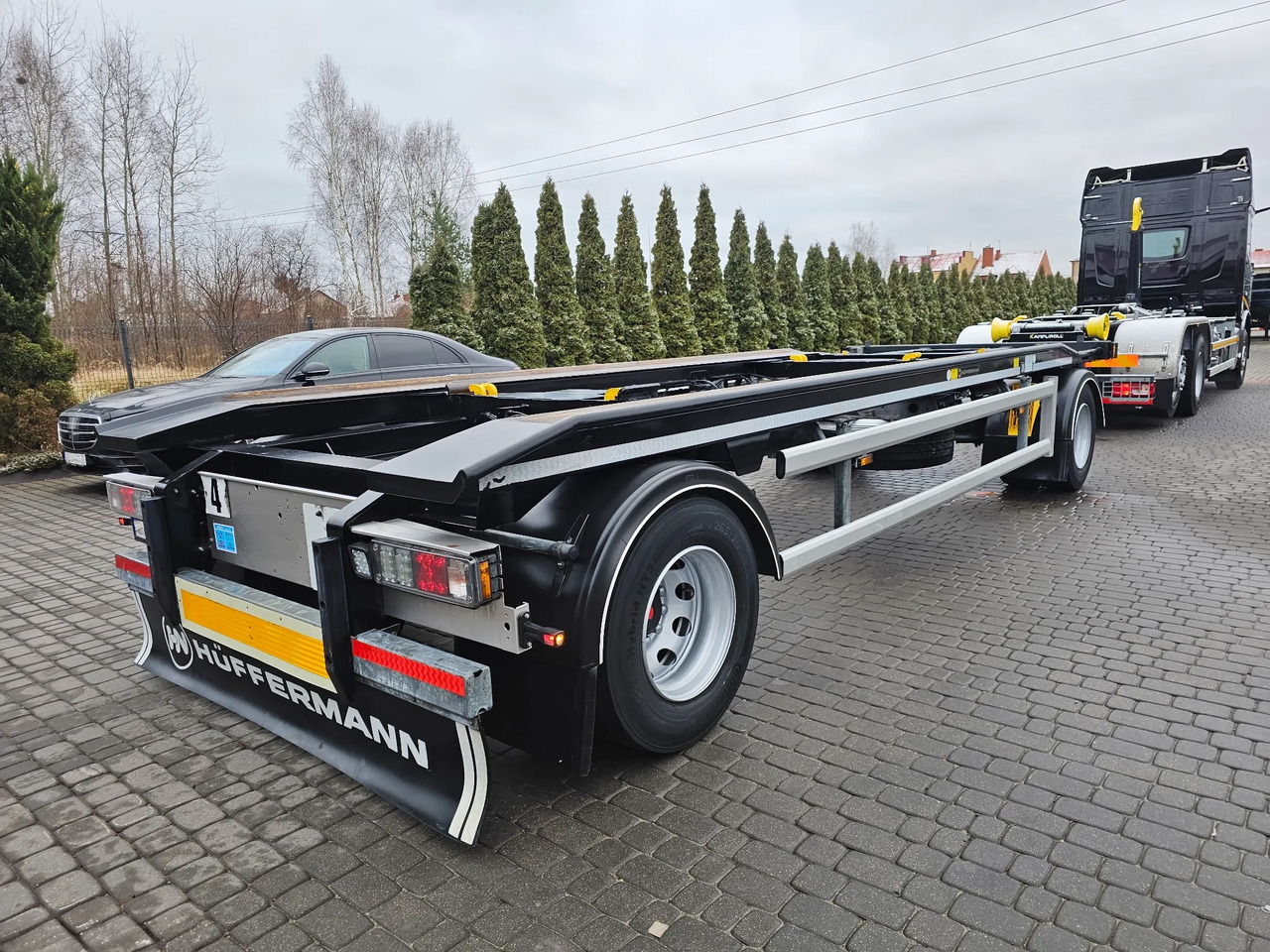 Hook lift truck DAF XD 450: picture 34