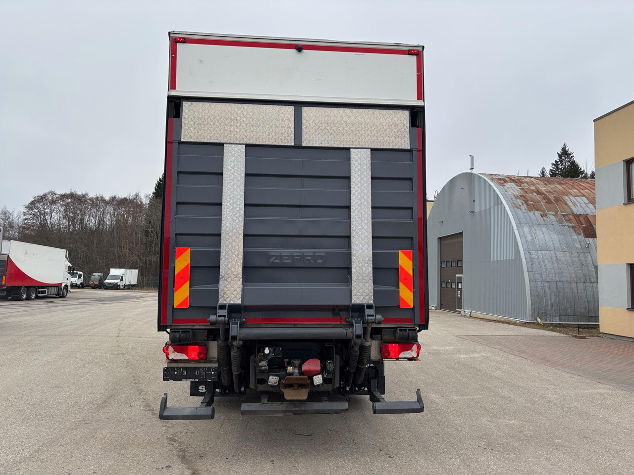 SCANIA P450 - Box truck: picture 5 SCANIA P450 - Box truck: picture 5