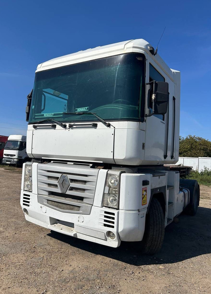 RENAULT Magnum 440 - Tractor unit: picture 1 RENAULT Magnum 440 - Tractor unit: picture 1