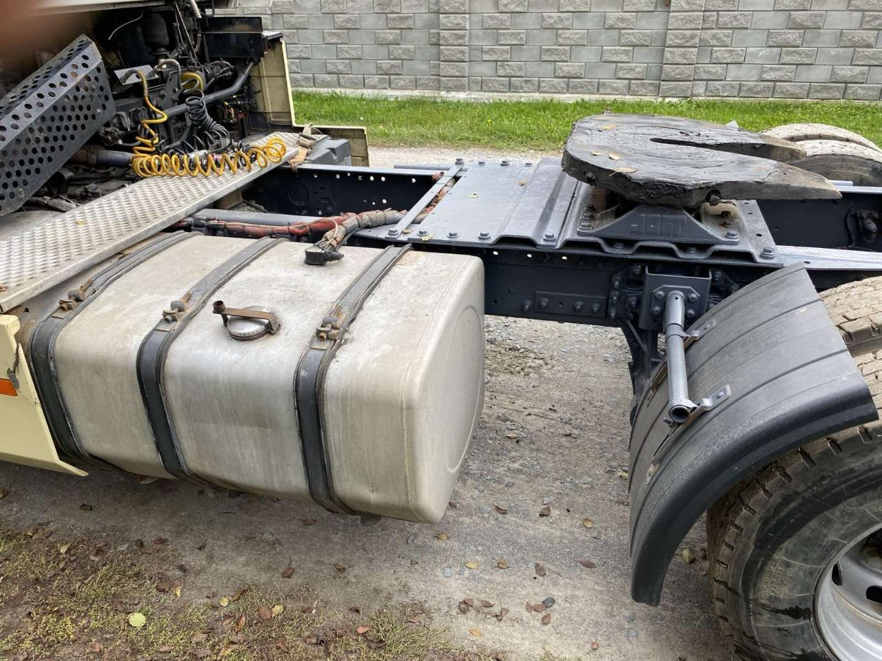 RENAULT Magnum 440 ID1653 - Tractor unit: picture 4 RENAULT Magnum 440 ID1653 - Tractor unit: picture 4