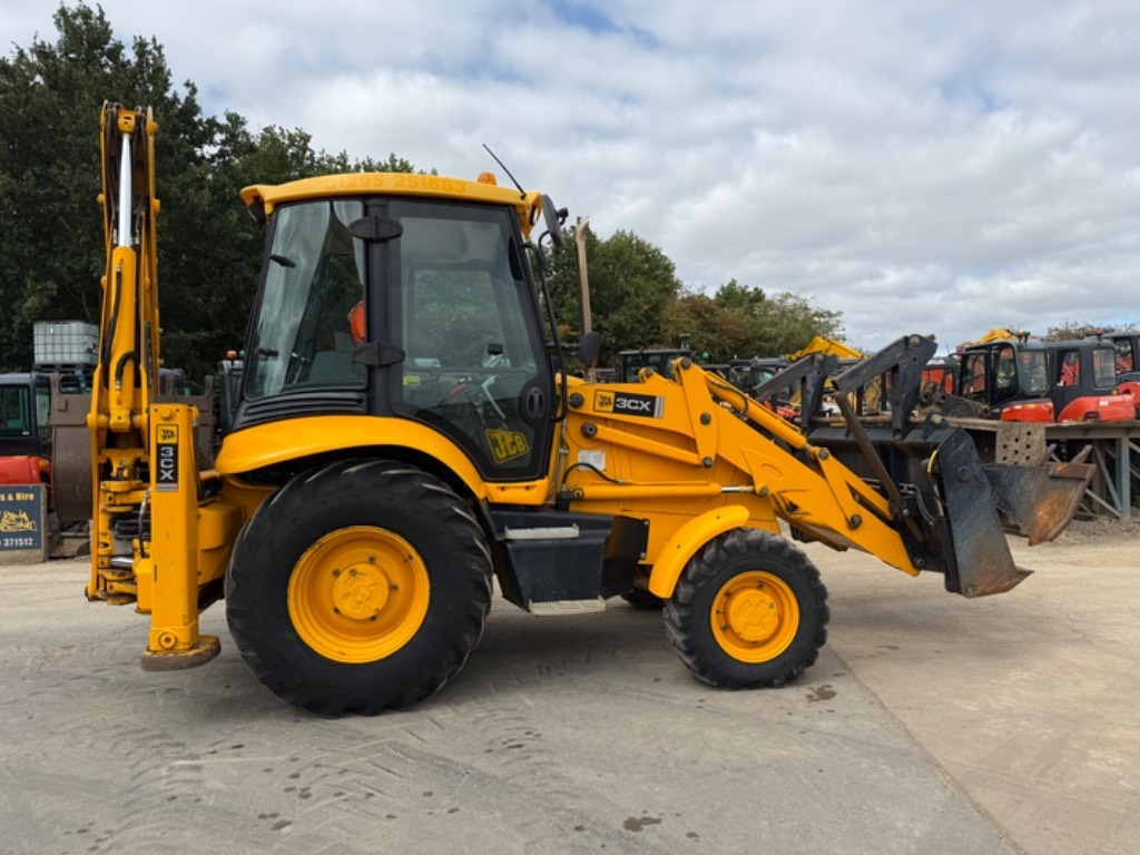 JCB 3 CX - Backhoe loader: picture 1 JCB 3 CX - Backhoe loader: picture 1