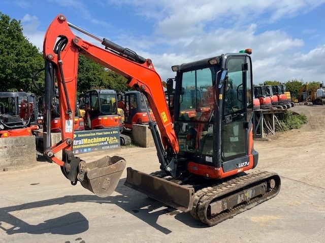 Kubota U 27-4  - Mini excavator: picture 3 Kubota U 27-4  - Mini excavator: picture 3