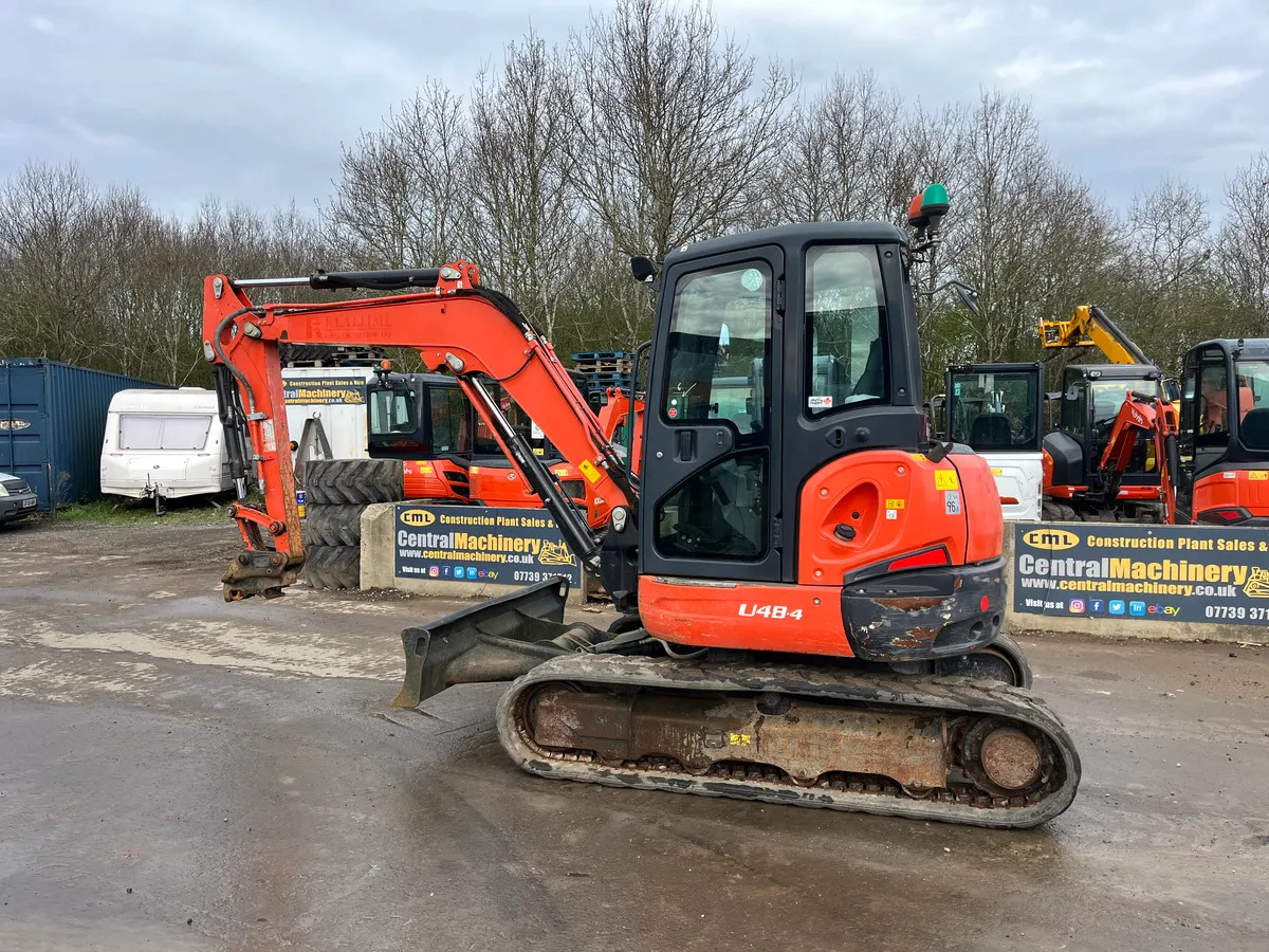 Kubota U48-4. Stock No T148 - Mini excavator: picture 5 Kubota U48-4. Stock No T148 - Mini excavator: picture 5