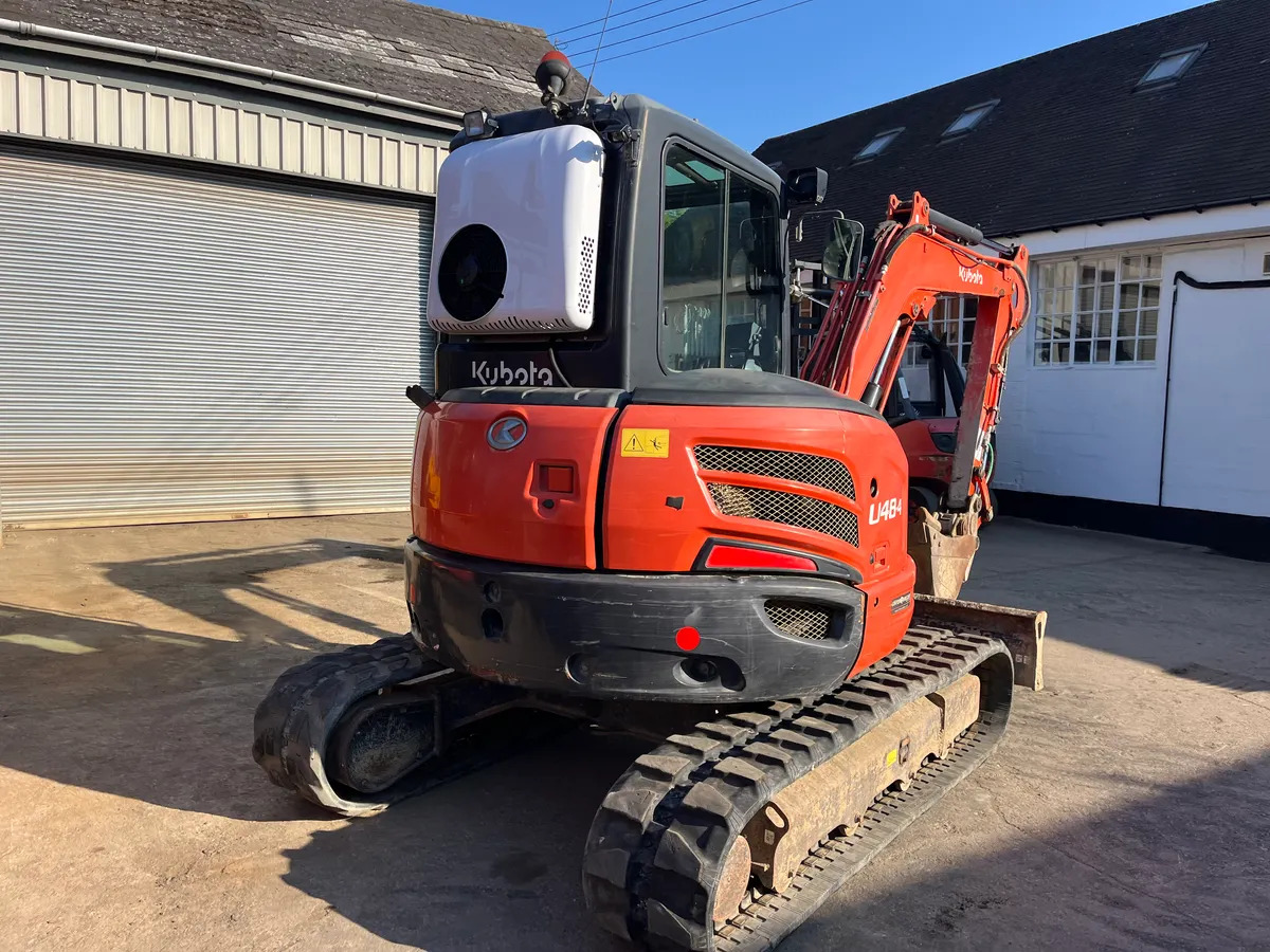 Kubota U48-4. Stock No T232 - Mini excavator: picture 4 Kubota U48-4. Stock No T232 - Mini excavator: picture 4