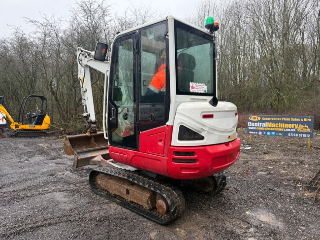 Takeuchi TB 230 - Mini excavator: picture 5 Takeuchi TB 230 - Mini excavator: picture 5
