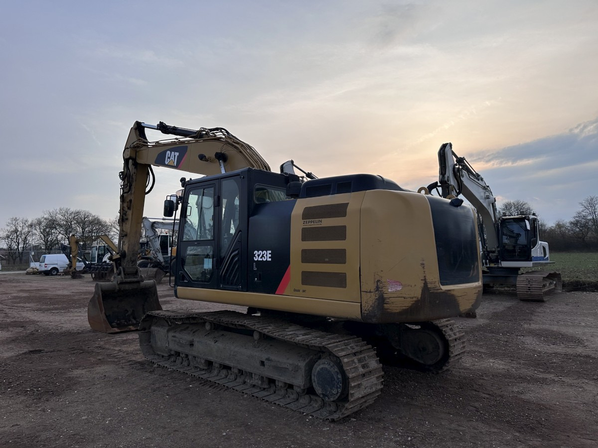 CATERPILLAR 323 EL Deutsche Maschine! Top !!! - Crawler excavator: picture 3 CATERPILLAR 323 EL Deutsche Maschine! Top !!! - Crawler excavator: picture 3