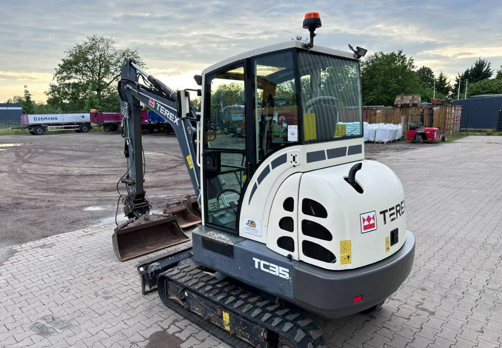 Terex TC 35 mit 3 Löffel - Mini excavator: picture 5 Terex TC 35 mit 3 Löffel - Mini excavator: picture 5