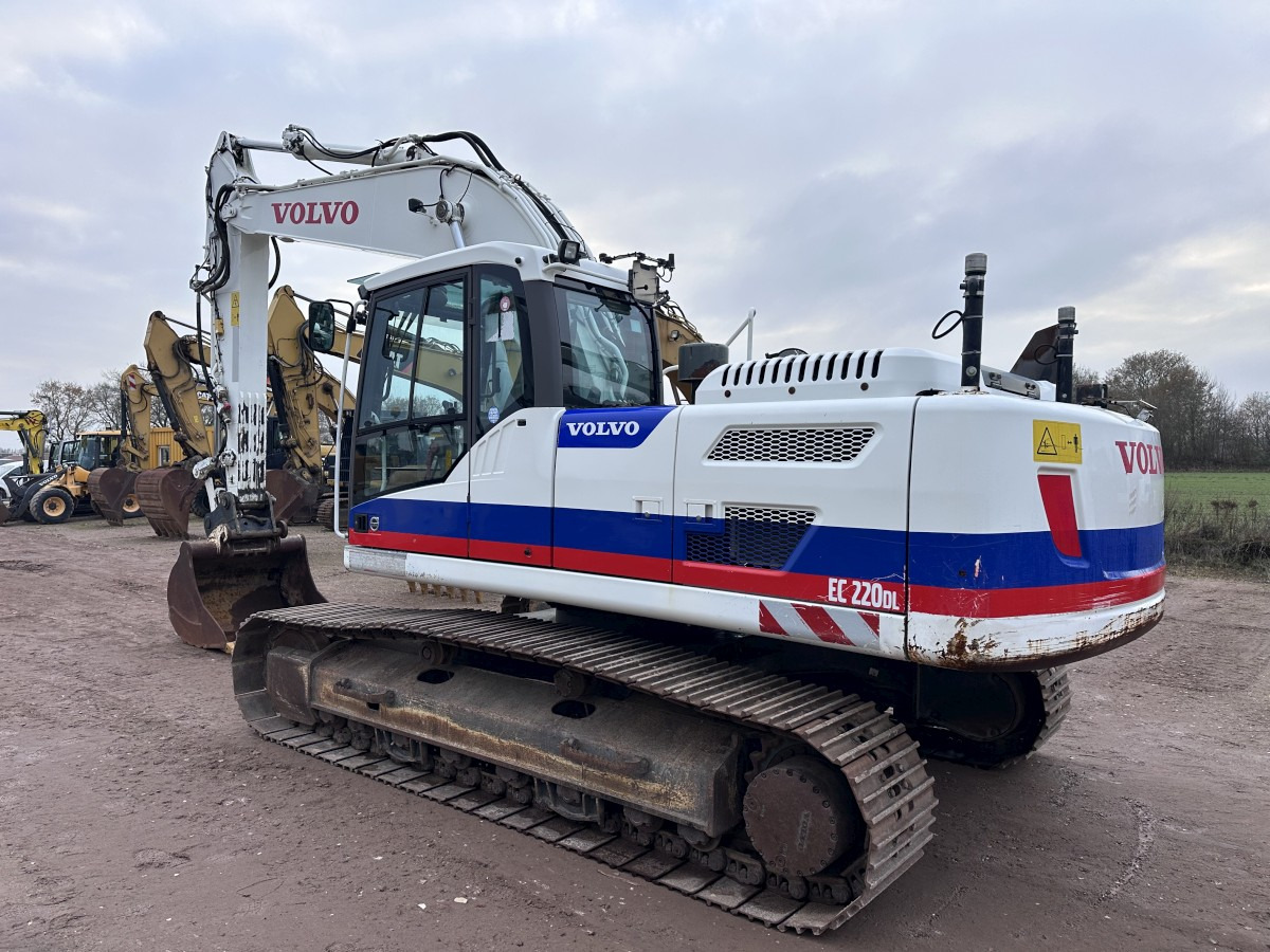 VOLVO EC 220 DL German machine! - Crawler excavator: picture 5 VOLVO EC 220 DL German machine! - Crawler excavator: picture 5