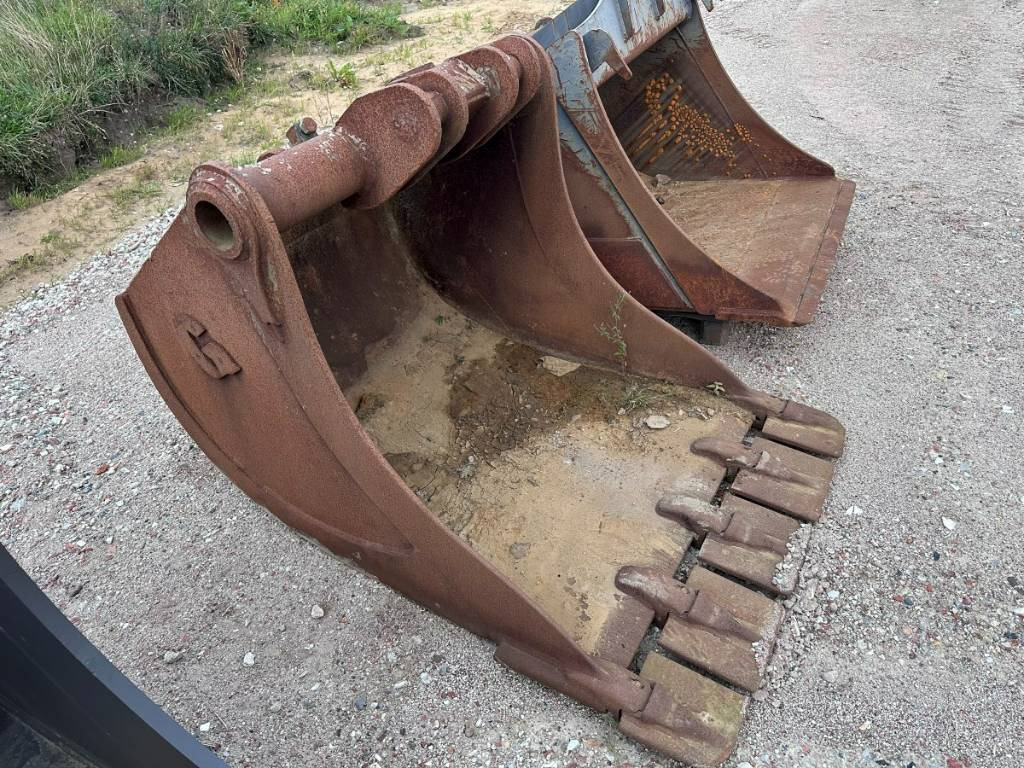 Volvo S 1 Tieflöffel - bucket 1.200 mm ca. 1.2 m³ - Excavator bucket: picture 2 Volvo S 1 Tieflöffel - bucket 1.200 mm ca. 1.2 m³ - Excavator bucket: picture 2