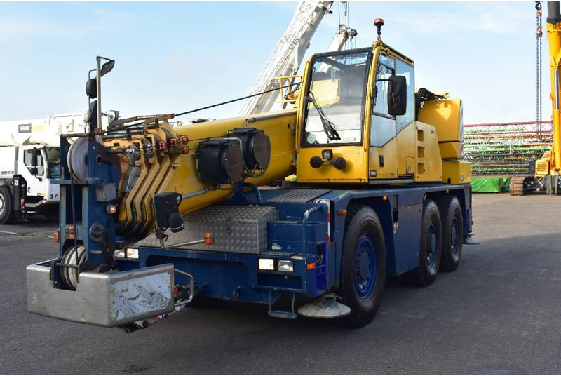 Demag AC 40 City - All terrain crane: picture 2 Demag AC 40 City - All terrain crane: picture 2