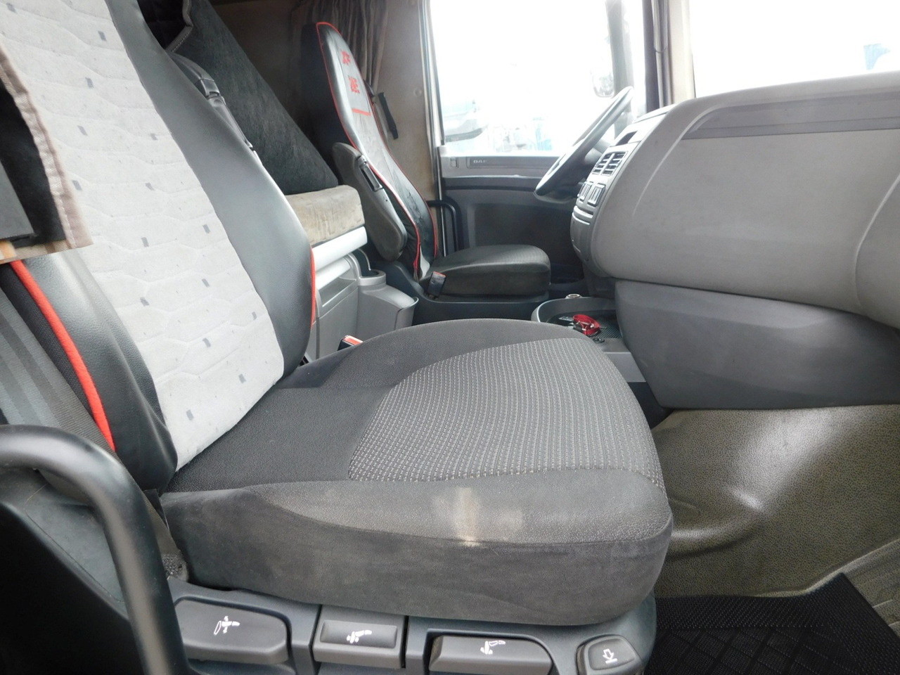 Daf Xf 460 ft - Tractor unit: picture 5 Daf Xf 460 ft - Tractor unit: picture 5