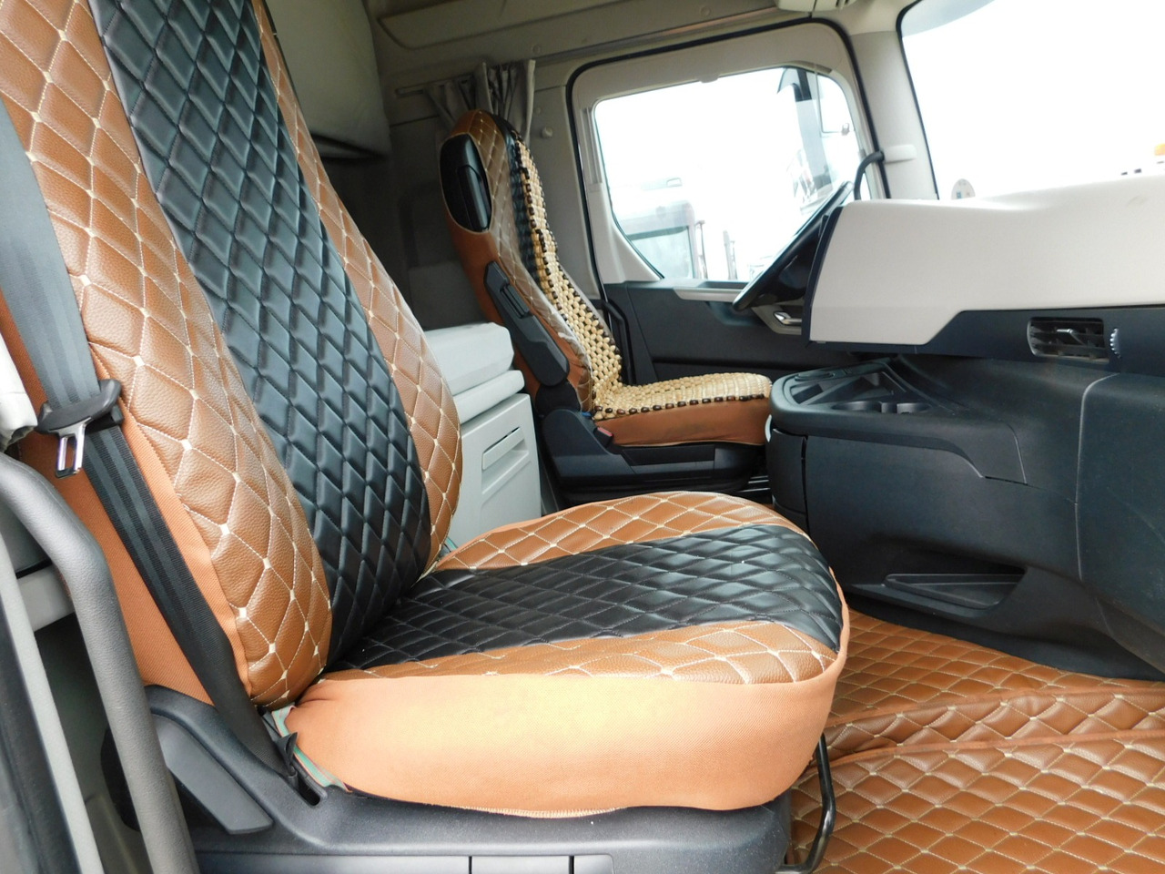 Ford F max 4x2 scab e6 12s2620 - Tractor unit: picture 5 Ford F max 4x2 scab e6 12s2620 - Tractor unit: picture 5