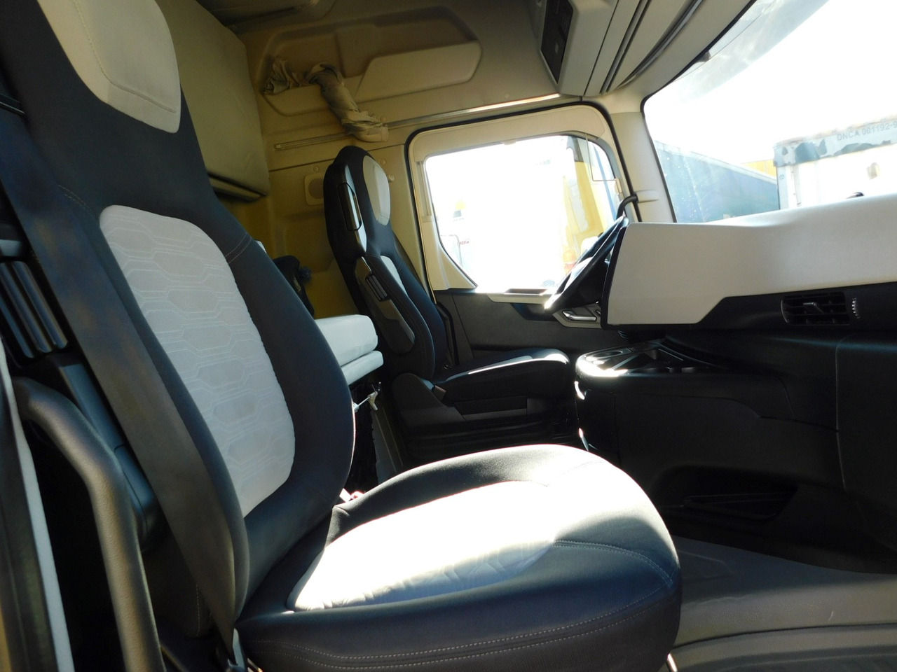 Ford F max ll 4x2 scab e6 12s2620 - Tractor unit: picture 5 Ford F max ll 4x2 scab e6 12s2620 - Tractor unit: picture 5