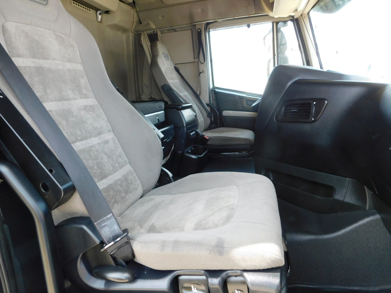 Iveco As440tp - Tractor unit: picture 5 Iveco As440tp - Tractor unit: picture 5