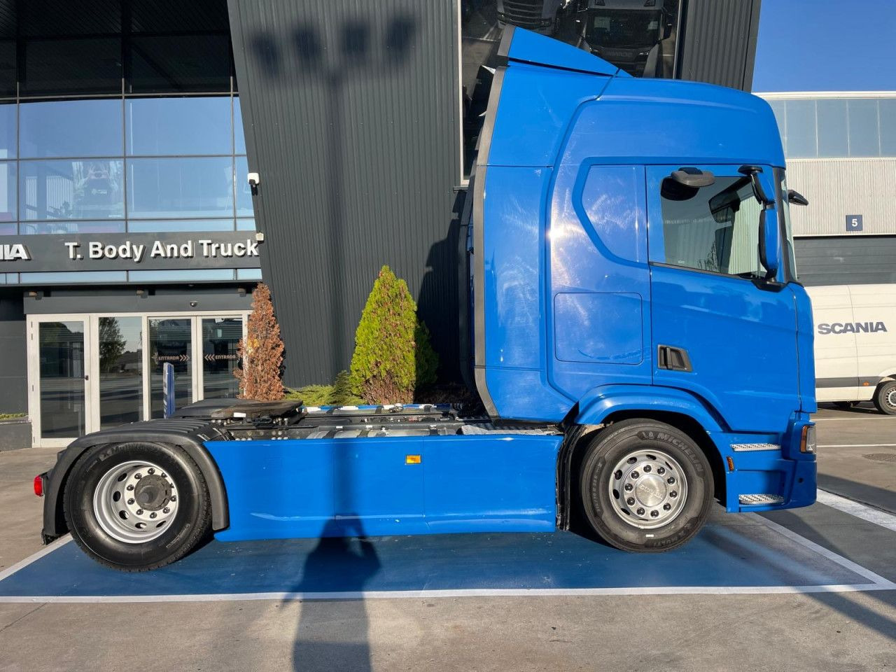 Scania R 450 - Tractor unit: picture 3 Scania R 450 - Tractor unit: picture 3