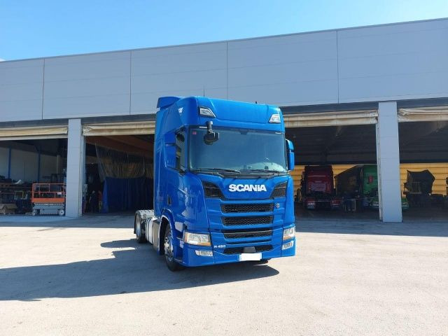 Scania R 450 - Tractor unit: picture 1 Scania R 450 - Tractor unit: picture 1