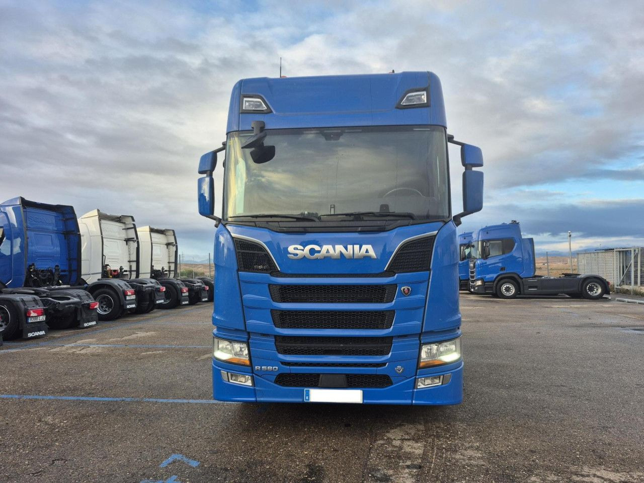 Scania R 580 - Tractor unit: picture 1 Scania R 580 - Tractor unit: picture 1