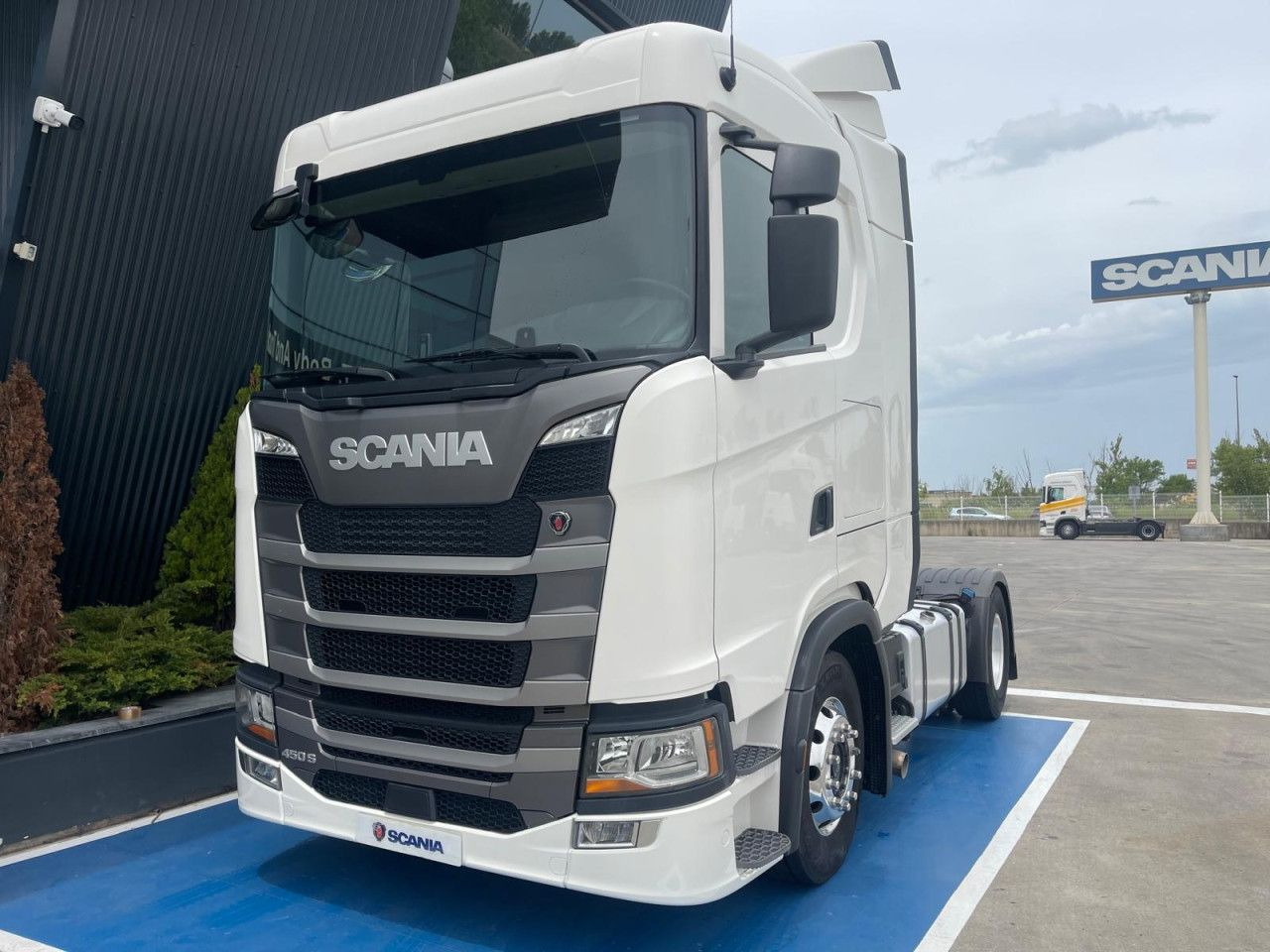 Scania S 450 - Tractor unit: picture 1 Scania S 450 - Tractor unit: picture 1