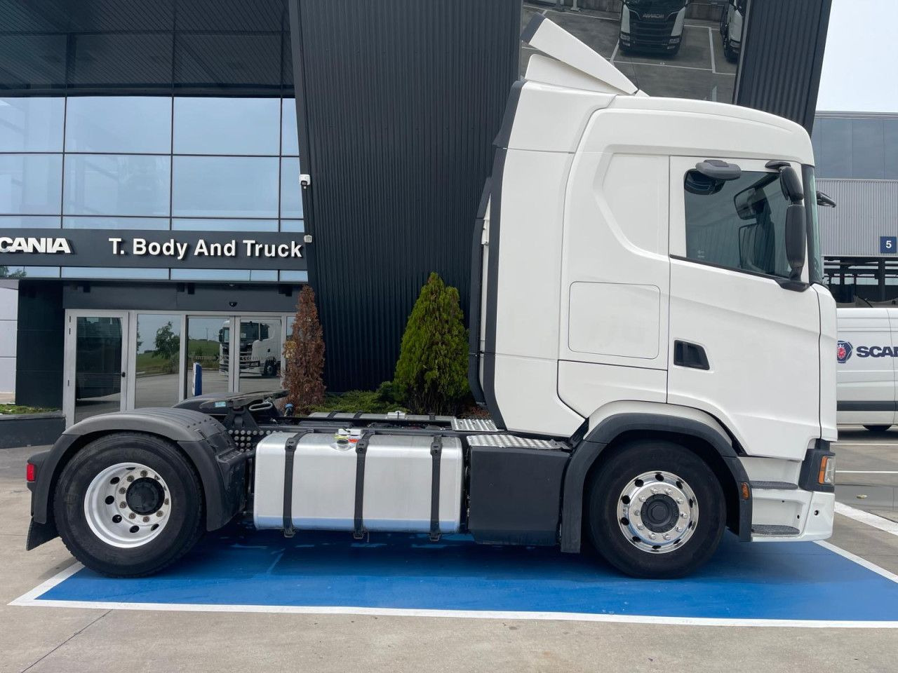 Scania S 450 - Tractor unit: picture 5 Scania S 450 - Tractor unit: picture 5