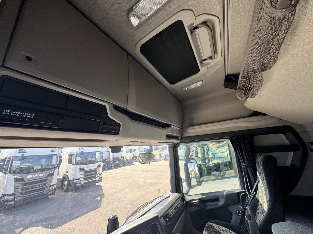 Tractor unit Scania S 500: picture 16 Tractor unit Scania S 500: picture 16