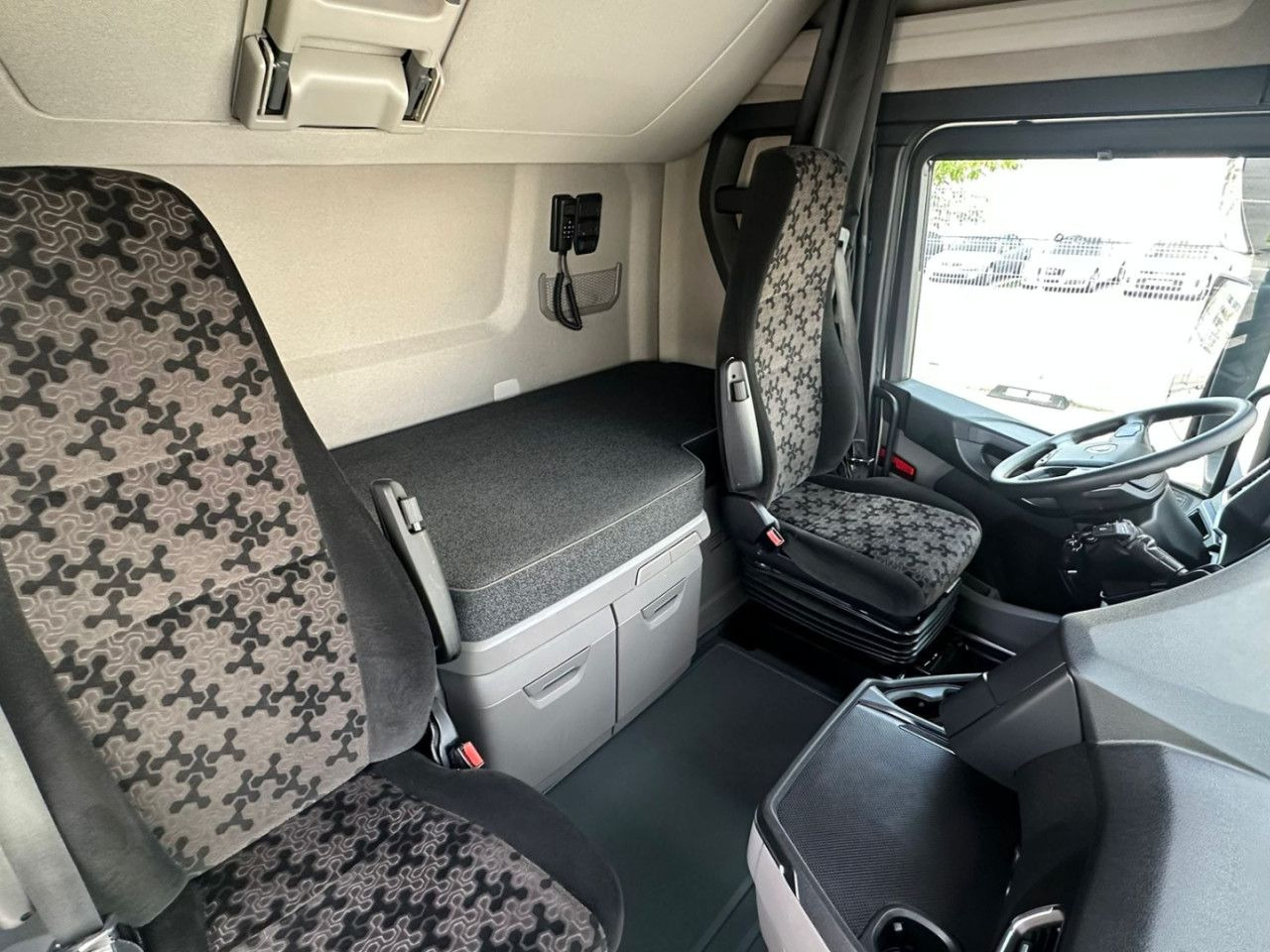 Scania S 500 - Tractor unit: picture 4 Scania S 500 - Tractor unit: picture 4