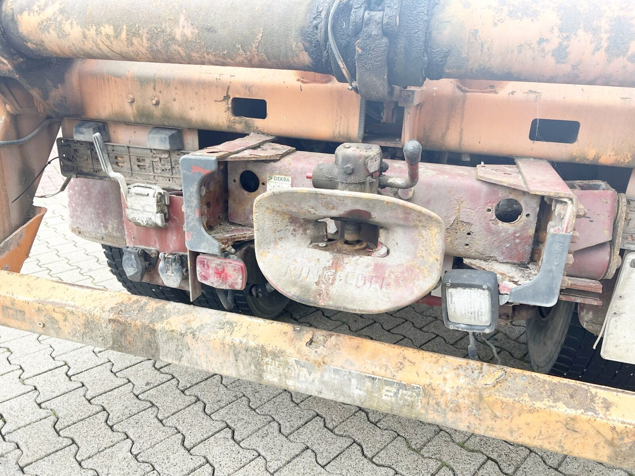 Skip loader truck 190 AD 35 4x2 190 AD 35 4x2, Meiller Tele-Absetzer: picture 13