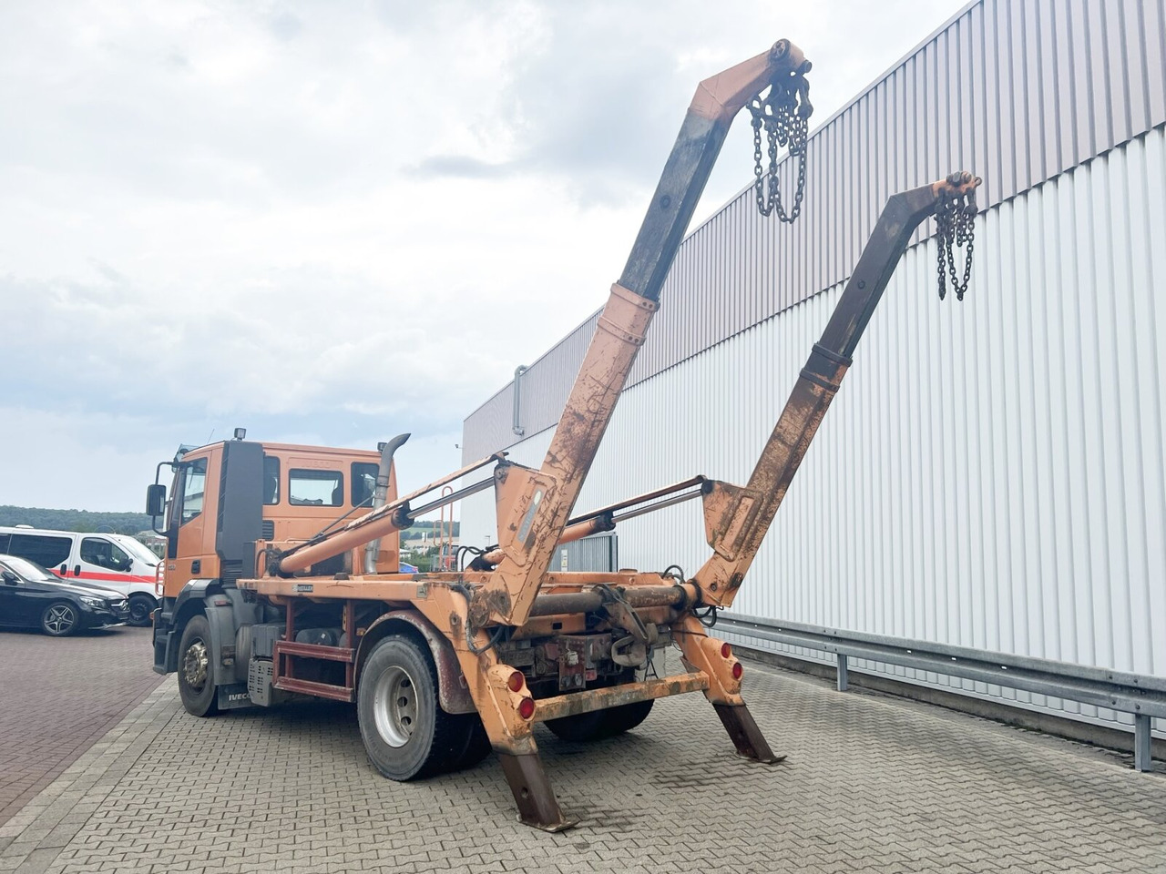 Skip loader truck 190 AD 35 4x2 190 AD 35 4x2, Meiller Tele-Absetzer: picture 8
