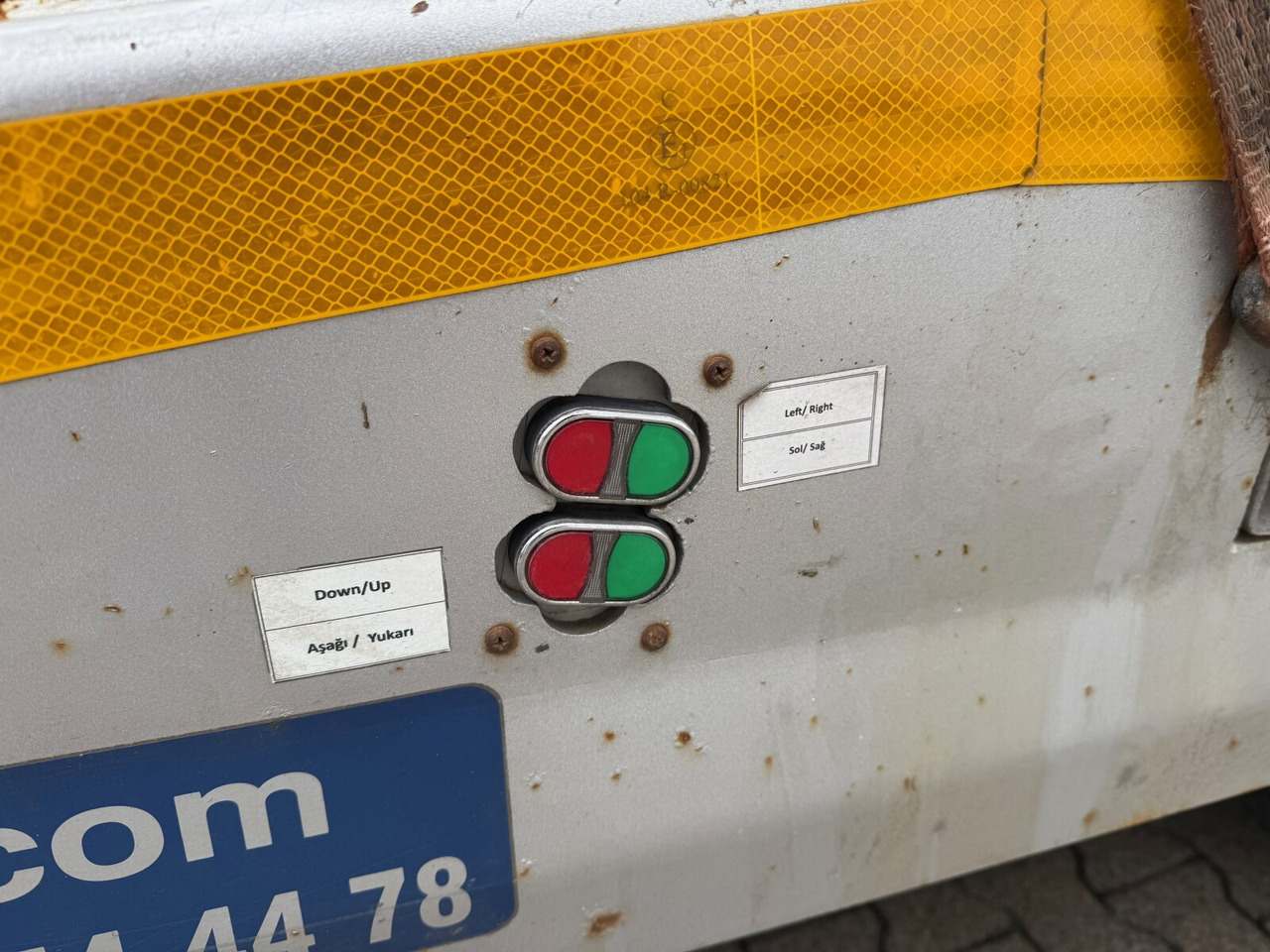 CYL 3 CYL 3, mit Lift-/Lenkachse, faltbare Rampen - Low loader semi-trailer: picture 4 CYL 3 CYL 3, mit Lift-/Lenkachse, faltbare Rampen - Low loader semi-trailer: picture 4