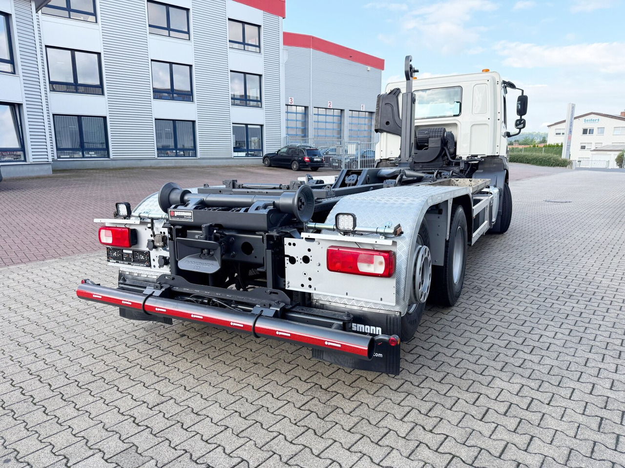 Hook lift truck DAF CF 480 6x2 CF 480 6x2, Lenk-/Liftachse: picture 10