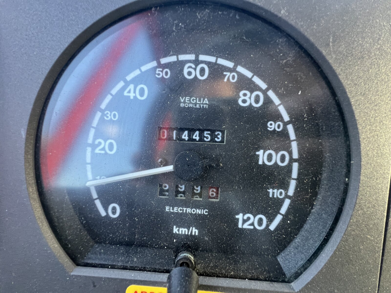 FF 95 E 18 WR 4x4 FF 95 E 18 WR 4x4, 6000l Wassertank - Tank truck: picture 5 FF 95 E 18 WR 4x4 FF 95 E 18 WR 4x4, 6000l Wassertank - Tank truck: picture 5