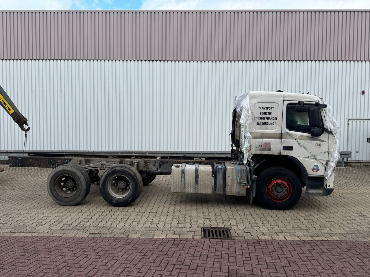 Tipper FM 380 6x4 R mit Brandschaden FM 380 6x4 R mit Brandschaden: picture 8