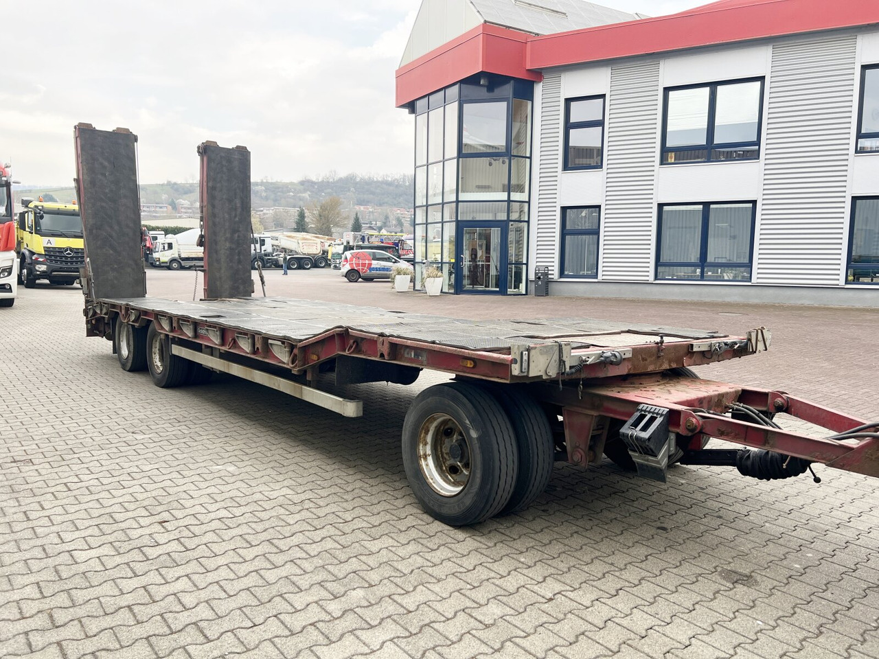 Low loader trailer for transportation of heavy machinery Goldhofer TU 3-24/80 TU 3-24/80, hydr. Rampen, Verbr. auf 3m: picture 14